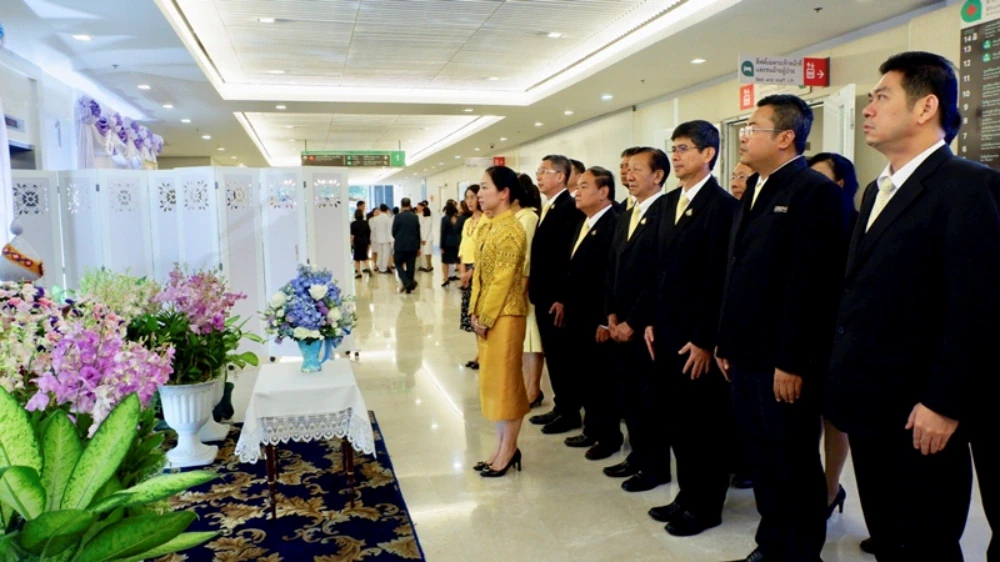 TTW ร่วมกับ กลุ่มบริษัท ช. การช่าง ร่วมลงนามถวายพระพร สมเด็จพระนางเจ้าสิริกิติ์ พระบรมราชินีนาถ พระบรมราชชนนีพันปีหลวง