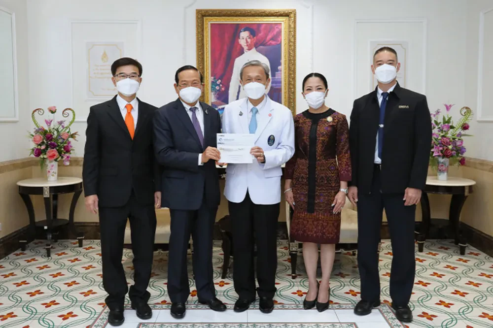 TTW together with the CH. Karnchang Group, donated support to the Siriraj Foundation to fund the building “National Center for Elderly Medicine Science” at Siriraj Hospital