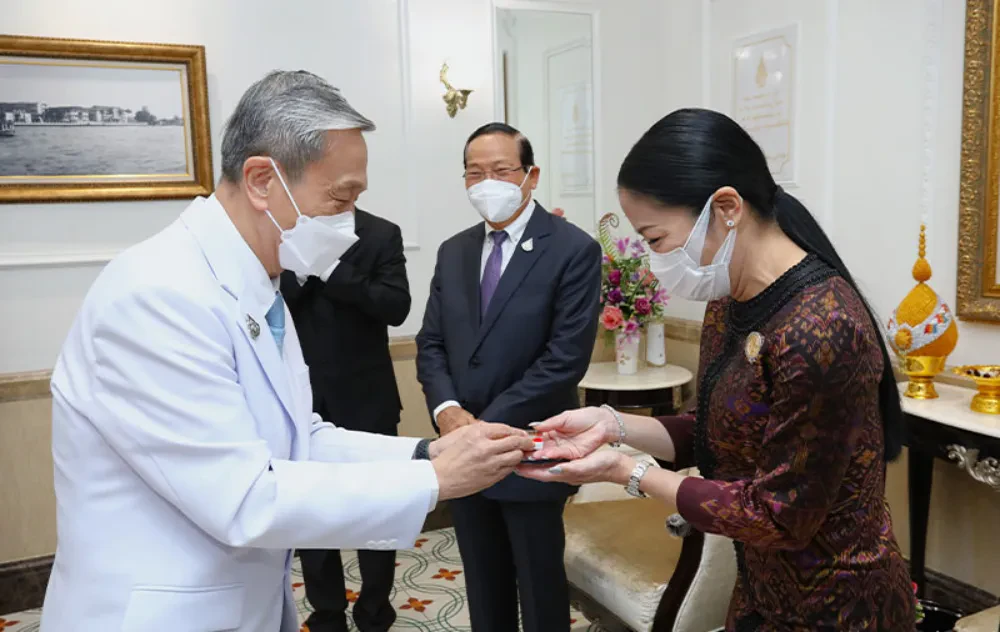 TTW together with the CH. Karnchang Group, donated support to the Siriraj Foundation to fund the building “National Center for Elderly Medicine Science” at Siriraj Hospital