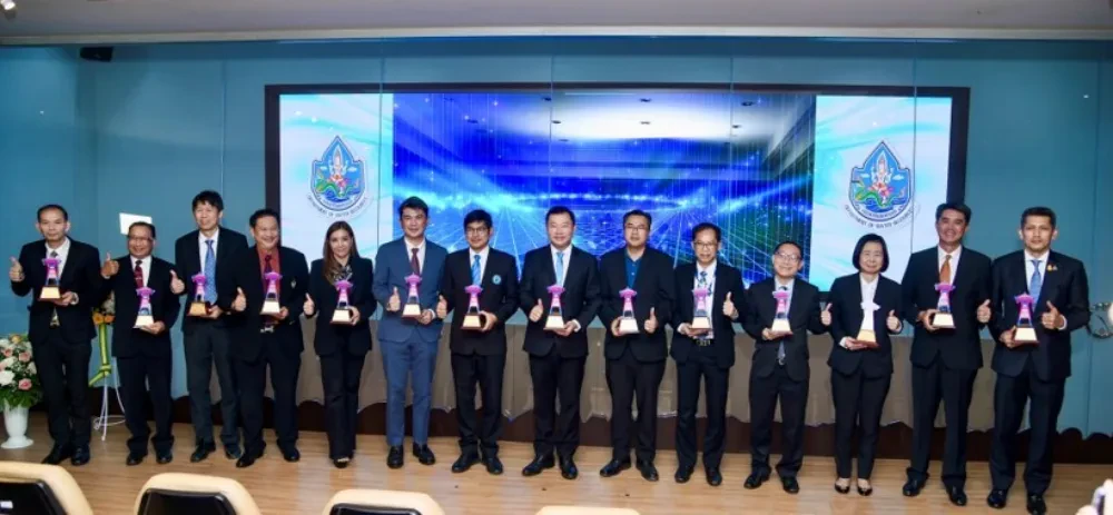 TTW ร่วมกับ กรมทรัพยากรน้ำและกปภ. จัดอบรม “สอน ซ่อม เสริม เพิ่มคุณภาพน้ำประปาหมู่บ้าน” ภายใต้โครงการ “รวมพลังประปาฮีโร่” พร้อมส่งมอบตู้ทำน้ำเย็นและเครื่องกรองน้ำดื่มให้กับศูนย์พัฒนาเด็กเล็ก