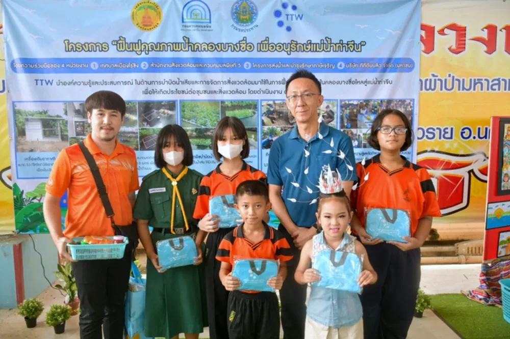 TTW collaborates with the We Love Tha Chin River Club in Nakhon Pathom Province to organize activities on National Youth Day and National River and Canal Conservation Day in 2023. These events aim to raise awareness among the younger generation about the value of rivers and canals
