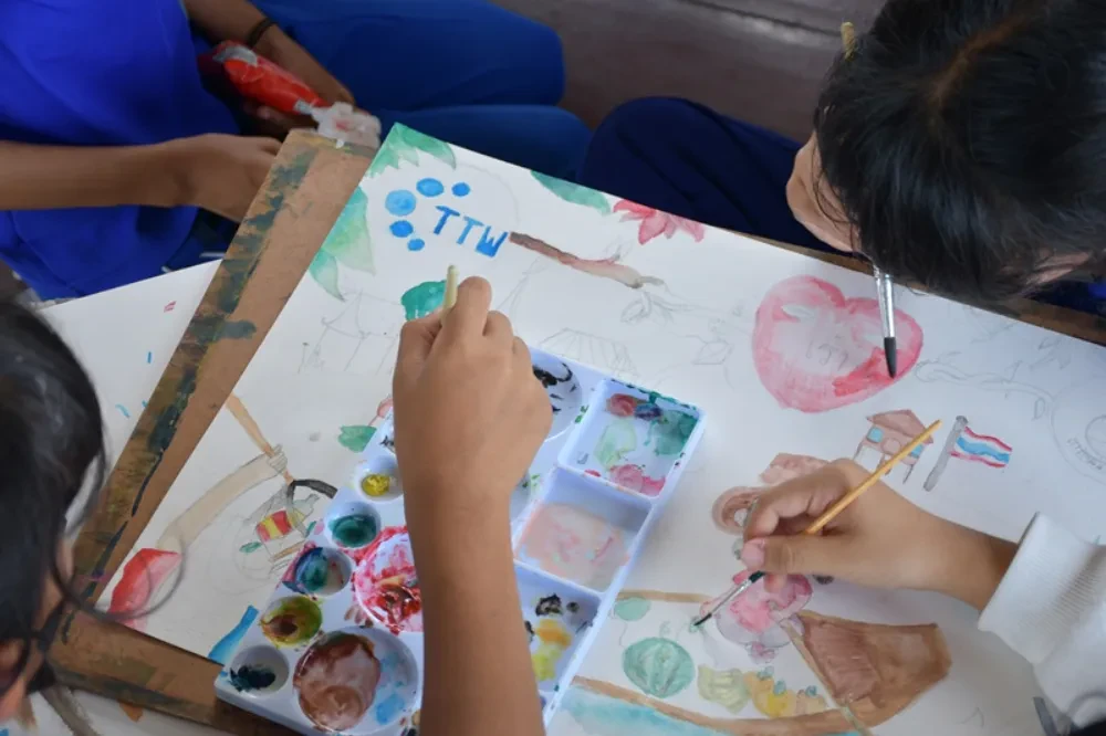 TTW collaborates with the We Love Tha Chin River Club in Nakhon Pathom Province to organize activities on National Youth Day and National River and Canal Conservation Day in 2023. These events aim to raise awareness among the younger generation about the value of rivers and canals