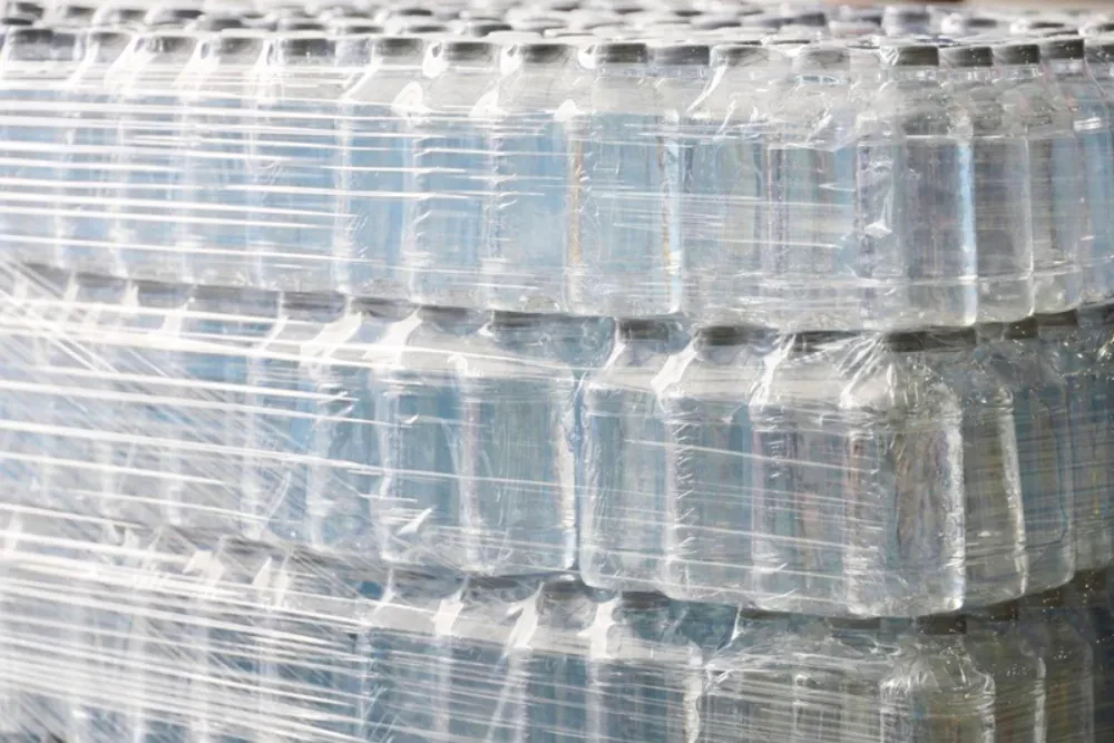 TTW ส่งมอบน้ำดื่ม และถุงยังชีพช่วยเหลือประชาชนที่อพยพ จากเหตุการณ์ไม่สงบชายแดน ไทย-กัมพูชา