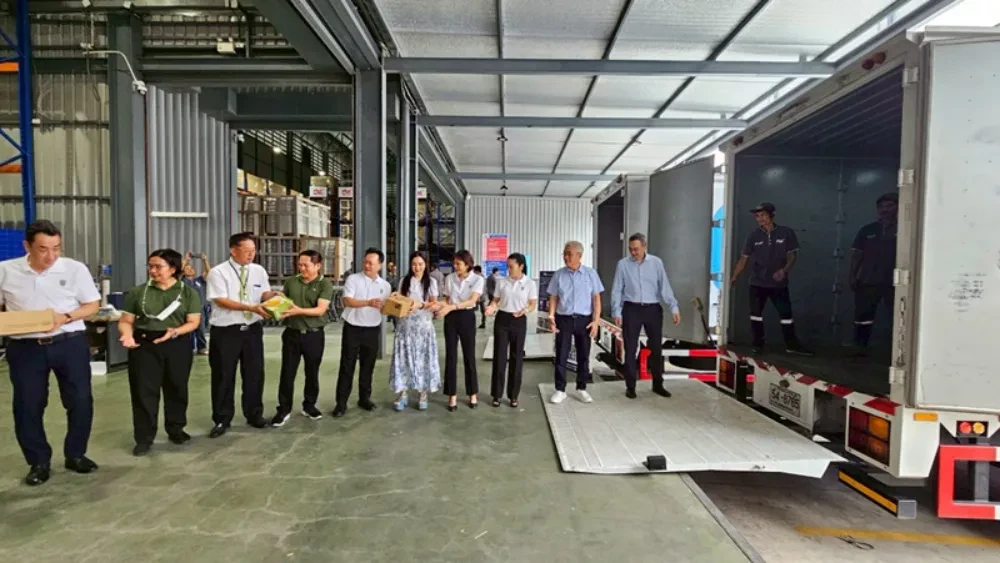 TTW ร่วมกับคณะผู้บริหารบริษัทชั้นนำ ผนึกกำลังส่งมอบสิ่งของบรรเทาทุกข์ช่วยเหลือประชาชนที่อพยพจากเหตุการณ์ไม่สงบชายแดนไทย-กัมพูชา