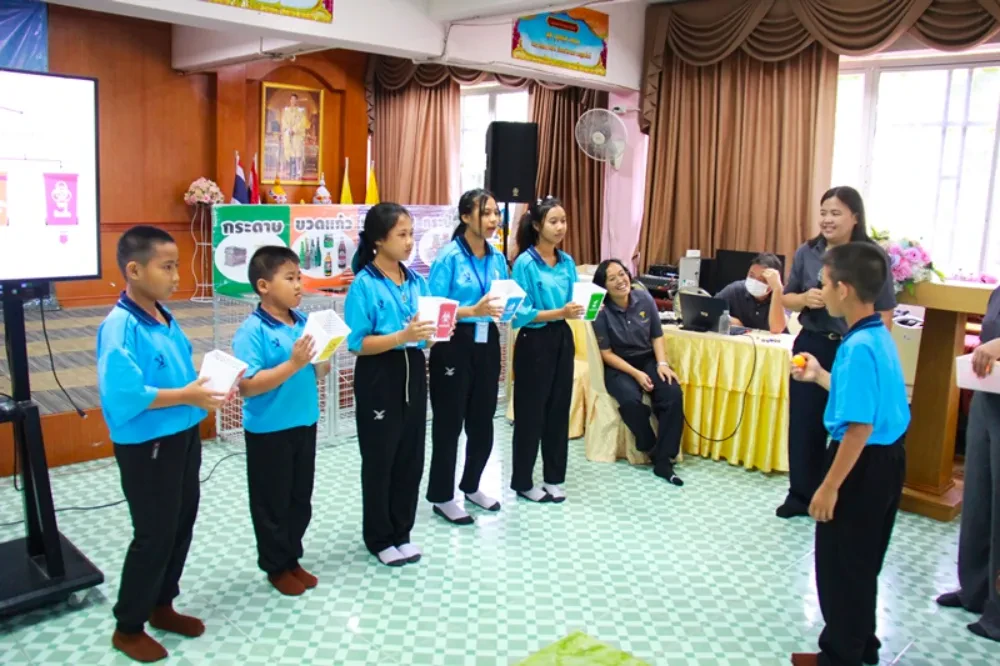 TTW จัดอบรมให้ความรู้การคัดแยกขยะและจัดทำปุ๋ยหมัก ภายใต้โครงการ “ปุ๋ยหมัก รักษ์ดิน รักษ์สิ่งแวดล้อม” ให้แก่ครูและนักเรียนของโรงเรียนวัดลำพญา อำเภอบางเลน จังหวัดนครปฐม และโรงเรียนวัดบ้านพร้าวใน อำเภอสามโคก จังหวัดปทุมธานี