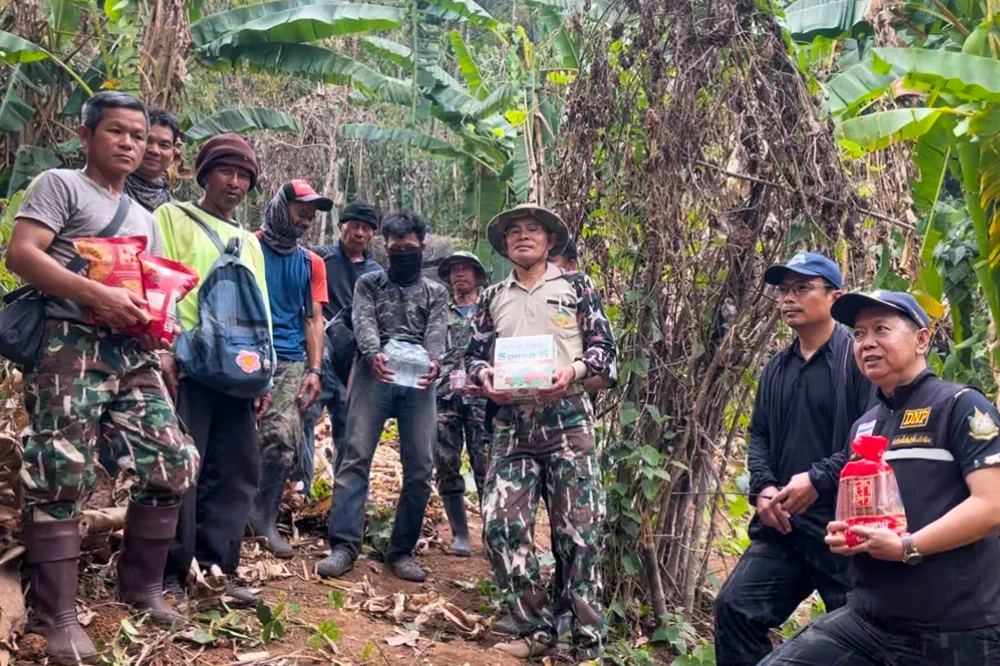 TTW joins in sending encouragement and support to the wildfire fighting mission by donating ready-to-eat meals, drinking water, and basic supplies to the Office of Protected Area Management Region 3 (Ban Pong)