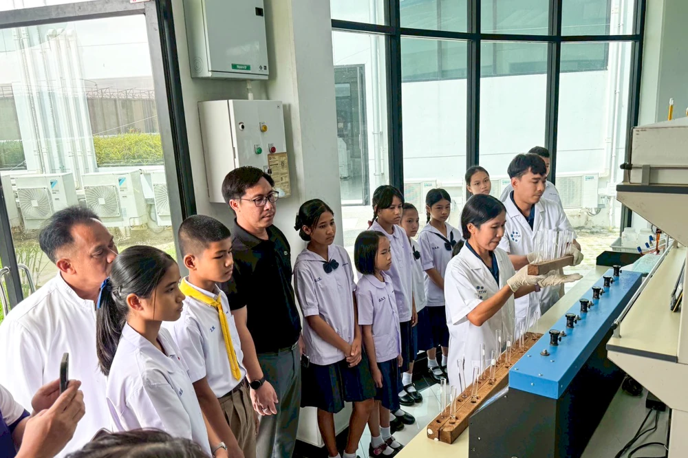 TTW has provided scholarships, lunch subsidies, and learning materials to students in schools within its service area for the 21st consecutive year, along with taking the students on a field trip to observe the water treatment process.