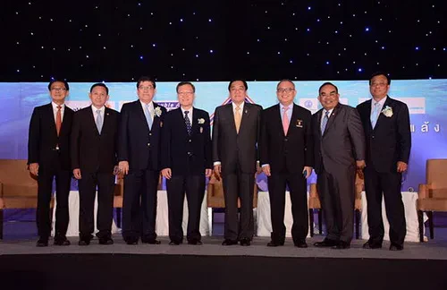 คุณชัยวัฒน์ อุทัยวรรณ์ กก.ผจก. TTW ร่วมงานเสวนาน้ำน้อยแพ้พลังใจ