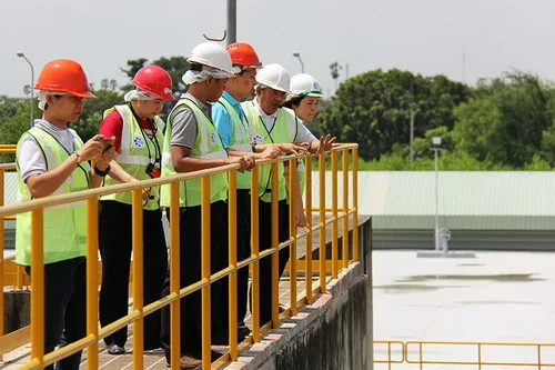 TTW ต้อนรับ ศูนย์ความเป็นเลิศด้านการจัดการสารและของเสียอันตราย (ศสอ.) เยี่ยมชมโรงผลิตประปาปทุมฯ